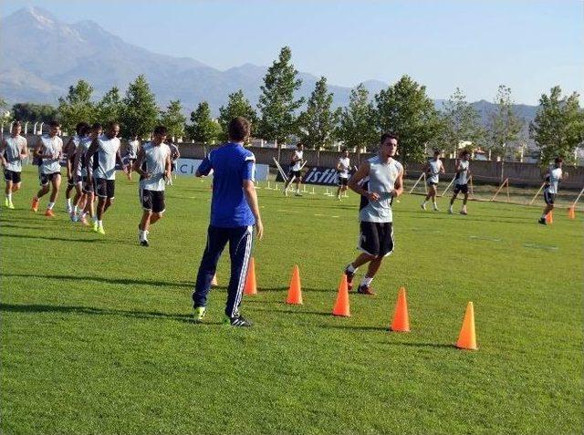Kayserispor da Yeni Sezon Hazırlıkları S&uuml;r&uuml;yor 1