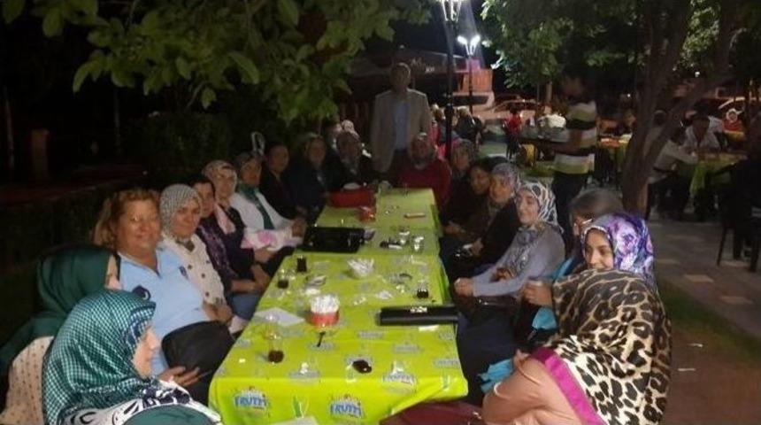 Sarıcakayalılar İftarda Buluştu