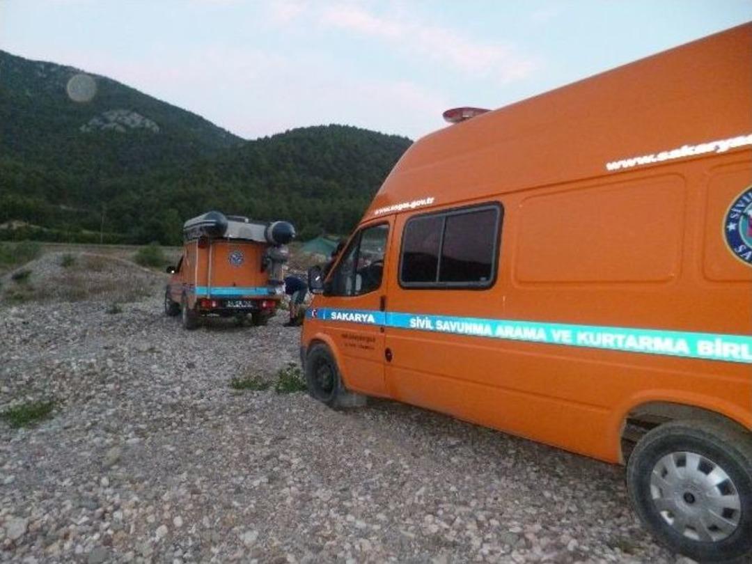 Serinlemek İ&ccedil;in Nehre Giren Gencin Cesedi Bulundu