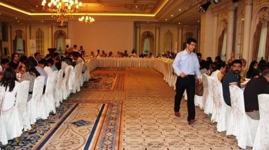 &Ouml;zel İstanbul Hastanesi&rsquo;nden Geleneksel İftar Yemeği