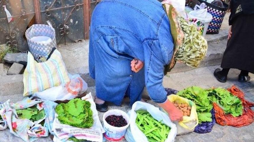 Karadut Pekmezi Baldan Pahalı