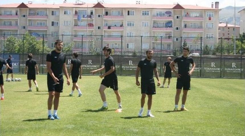 G&uuml;rcistan&rsquo;ın S&uuml;per Lig Takımı, Erzurum'da Kampa Girdi