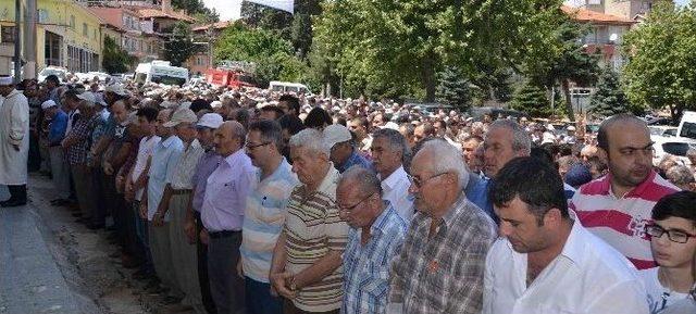 Hayırsever İş Adamı Yaptırdığı Hastanede Vefat Etti