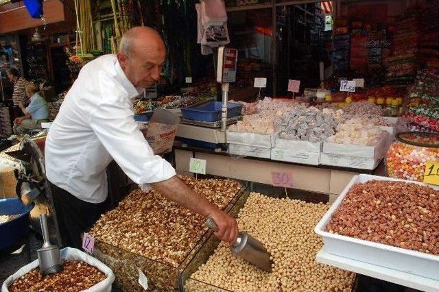 Ramazan Bayramında Kuruyemiş Cep Yakacak