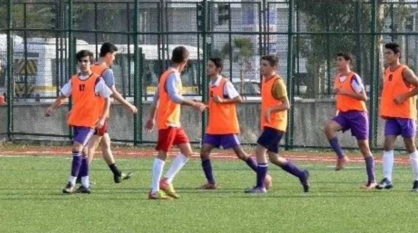 Şenocak'tan Milli Takım Futbolcularına Destek