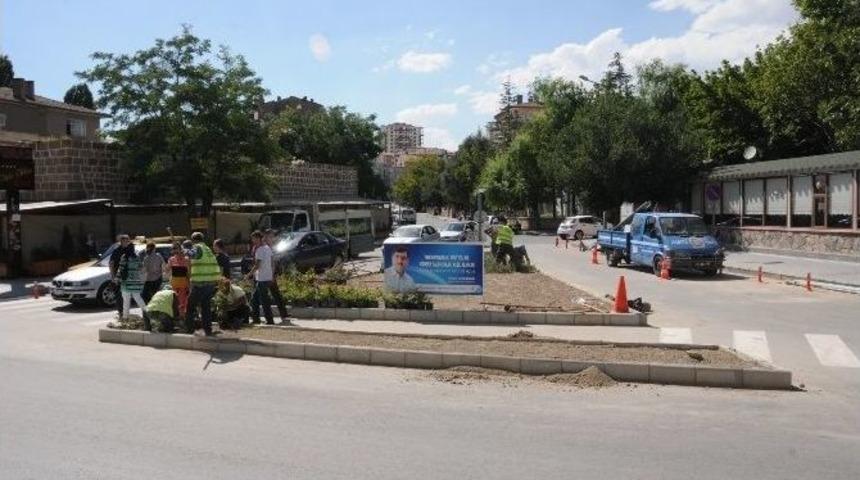 Niğde'ye Yeni Yollar Ve Kavşaklar Yapıldı