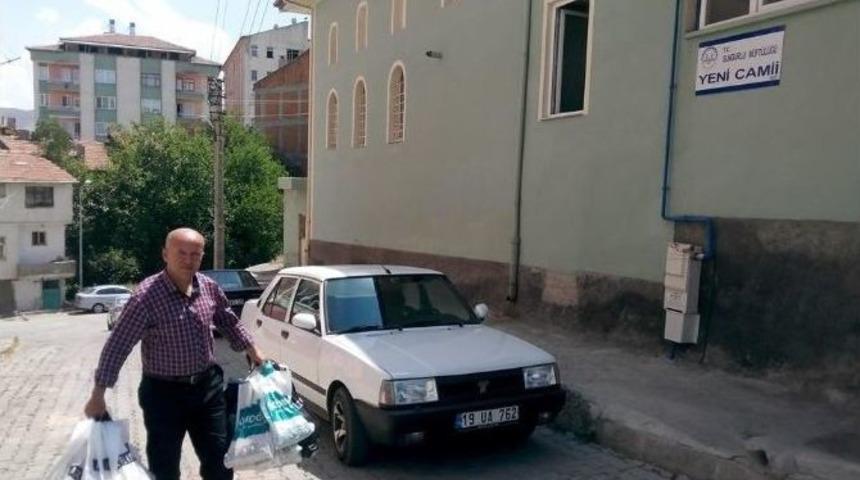 Esnaftan Kur&rsquo;an Kursu &Ouml;ğrencilerine Hediye