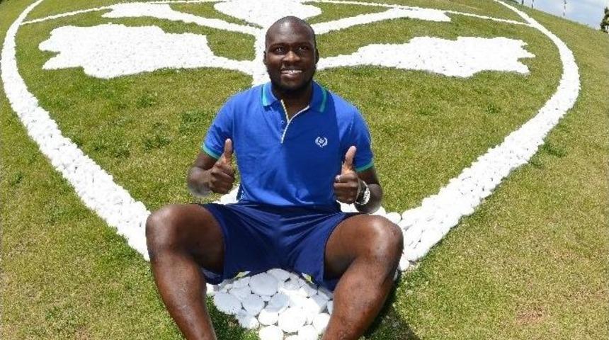 Sow: &ldquo;kendimi Ger&ccedil;ekten Bir Fenerbah&ccedil;eli Olarak G&ouml;r&uuml;yorum&rdquo;