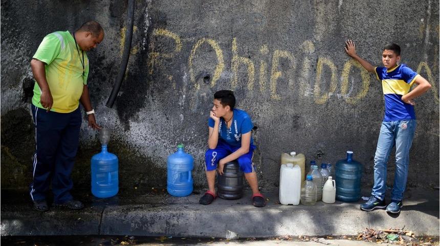 IMF'den Venezuela'da 'enflasyon yüzde 1 milyona çıkabilir uyarısı: Halk 'karnımızı doyuramıyoruz' diyor