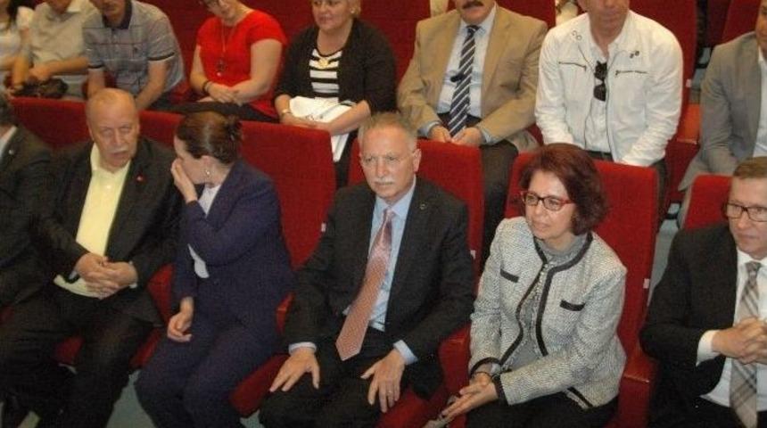 Ekmeleddin İhsanoğlu Kocaeli'de