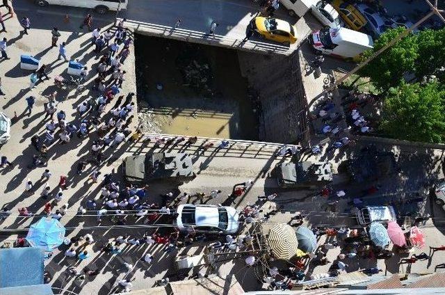Y&uuml;ksekova da Uzman &Ccedil;avuşa Silahlı Saldırı 1