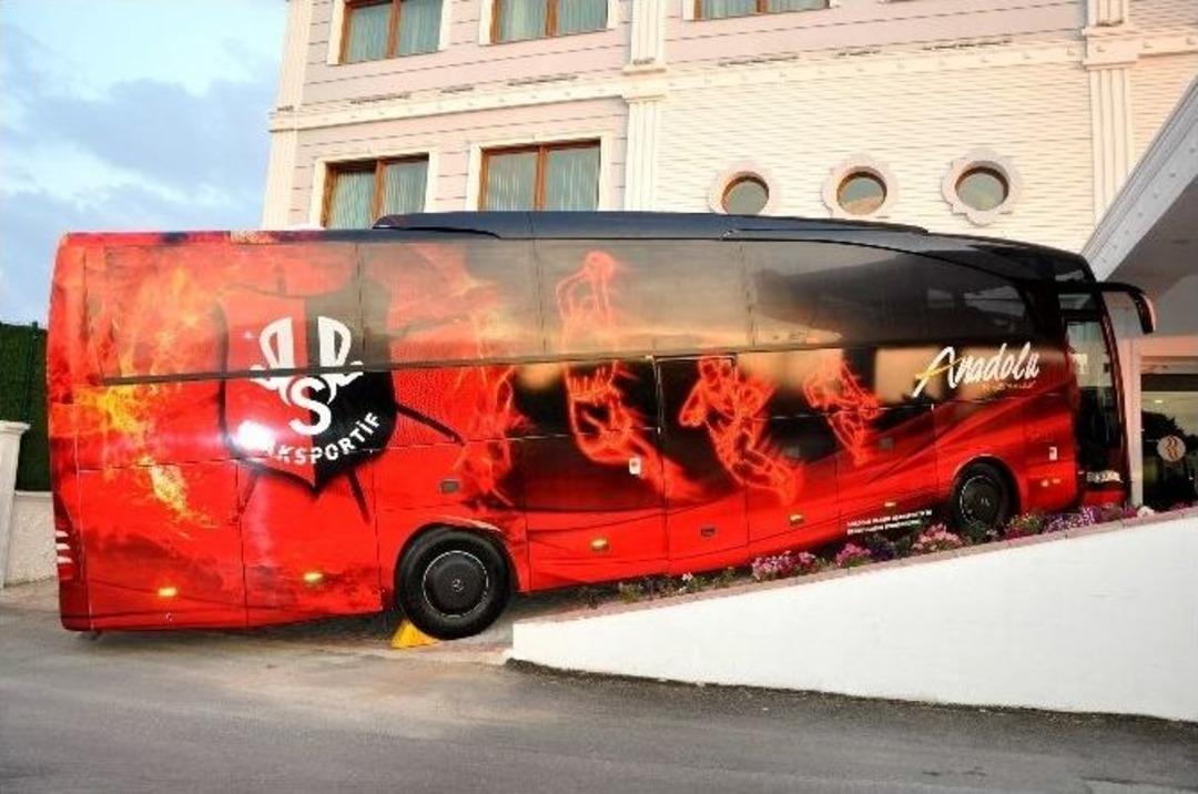 Anadolu Ulaşım, Uşak Sportif&rsquo;in Resmi Ulaşım Sponsoru Oldu