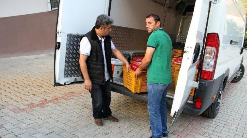 Başakşehir Belediyesi&rsquo;nden Evini Su Basan Vatandaşlara İftariyelik Yardımı