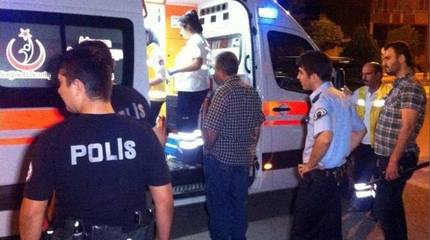 Adıyaman&rsquo;da, 112 Sağlık Ekiplerine Bı&ccedil;aklı Saldırı: 1 Yaralı