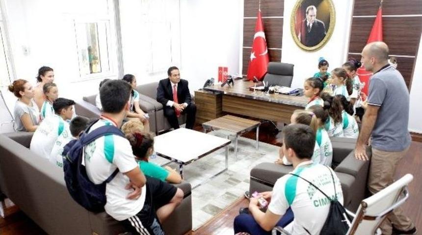 Şampiyonlardan Başkan Atila&rsquo;ya Ziyaret