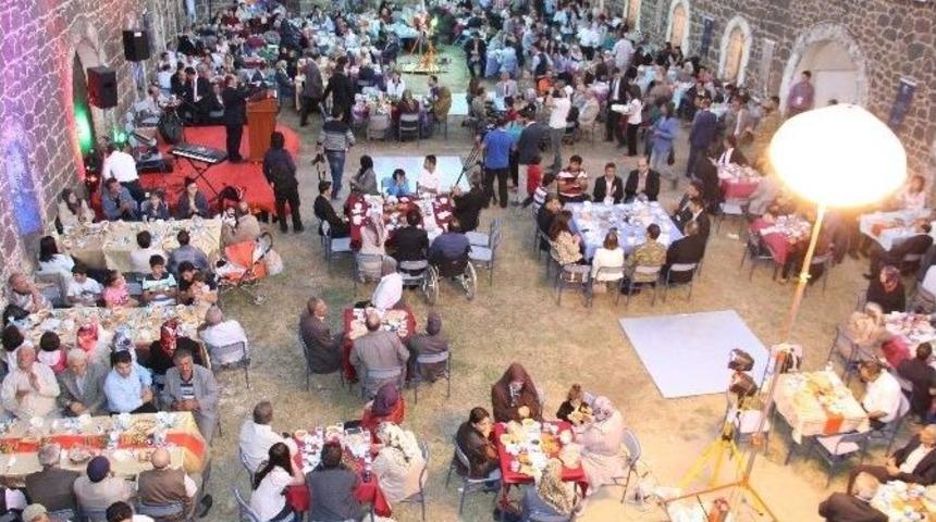 Tabyalarda, Şehit Ve Gazi Ailelerine İftar Yemeği Verildi