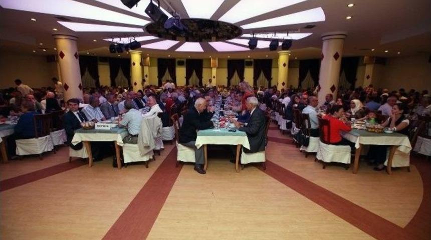 Egeliler Yenimahalle&rsquo;de Buluştu