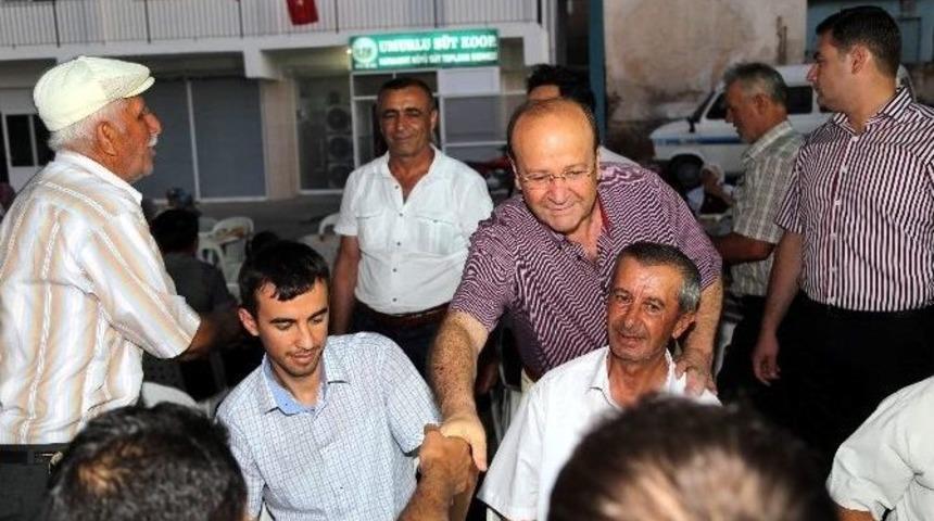Başkan &Ouml;zakcan, Vatandaşla İftar Sofrasında Buluşuyor