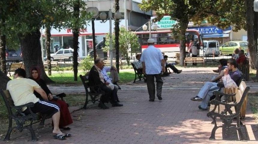 Sıcaklar Herkesi Bunalttı