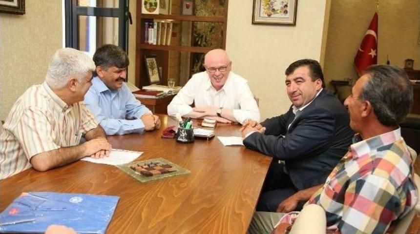 Başkan Kurt, Pazarcıların Sorunlarını Dinledi