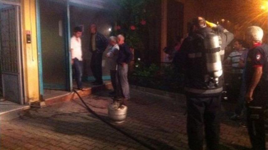 Erenler&rsquo;de B&uuml;fede Yangın &Ccedil;ıktı