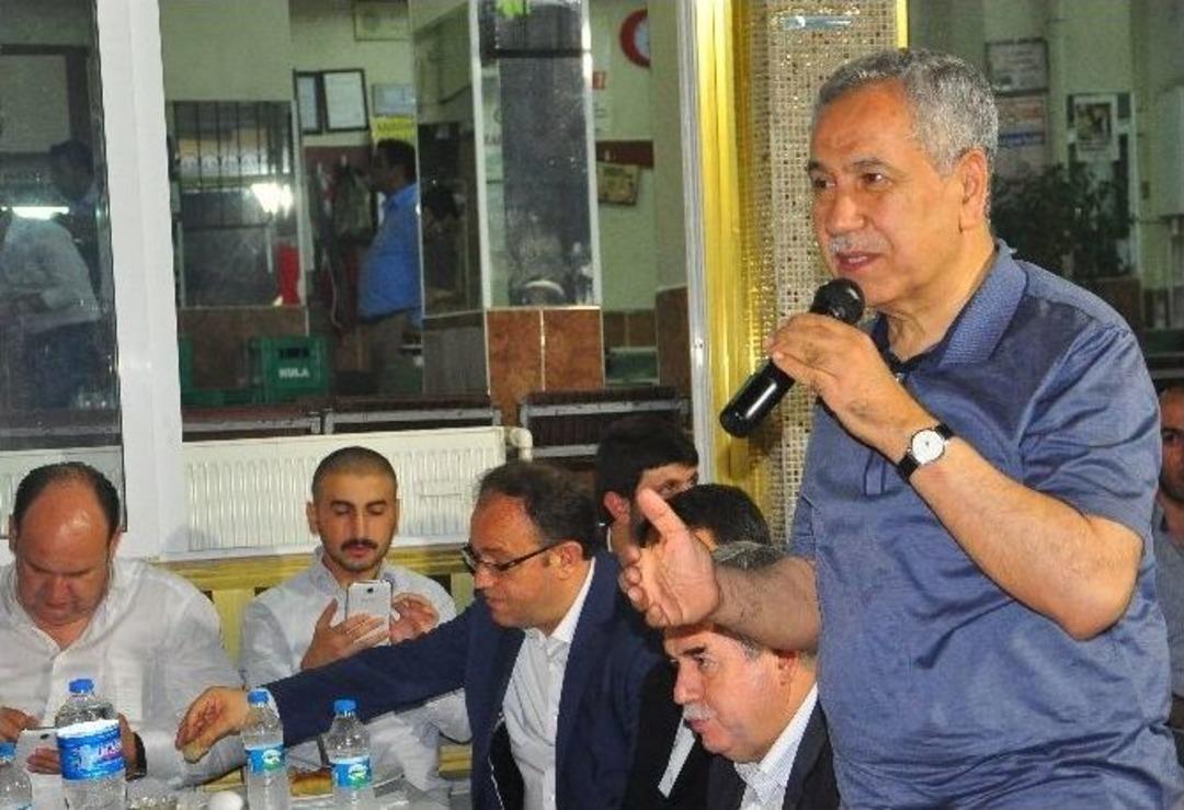 Arın&ccedil;, Şehzadeler İl&ccedil;esinde Sahur Programına Katıldı