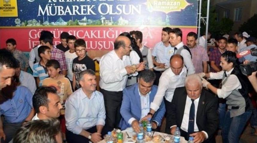 Ereğli&rsquo;de Binlerce Kişi İftarda Buluştu