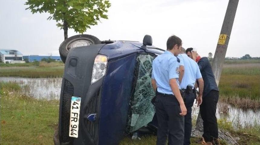 Yoğun Yağış Kazaya Neden Oldu: 3 Yaralı