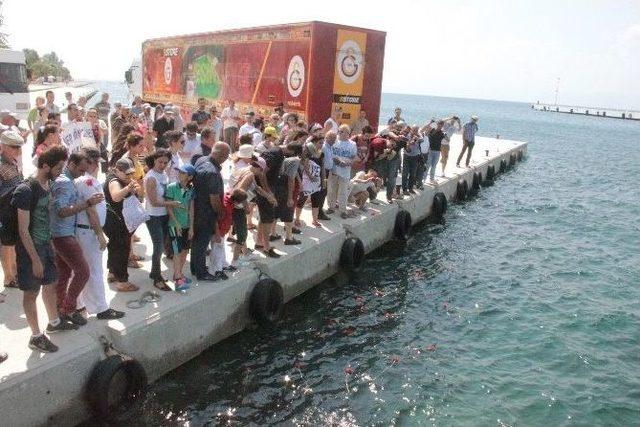 Nükleer Yaşam Şenliği'nde Boğulan Genç İçin Anma Töreni Düzenlendi