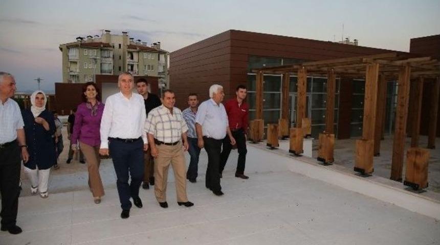 Başkan Zolan, Vatandaşlarla İftar A&ccedil;maya Devam Ediyor