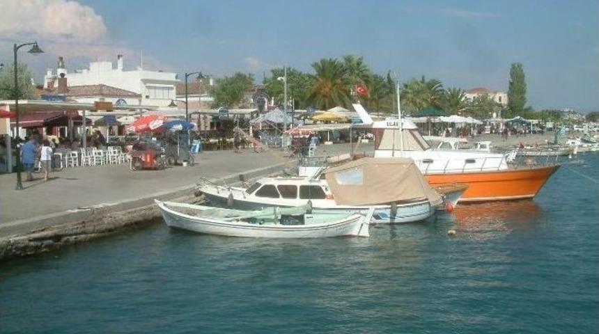 Ayvalık&rsquo;ta Cunda Adası&rsquo;nın Yeni Y&uuml;z&uuml; Beğenildi
