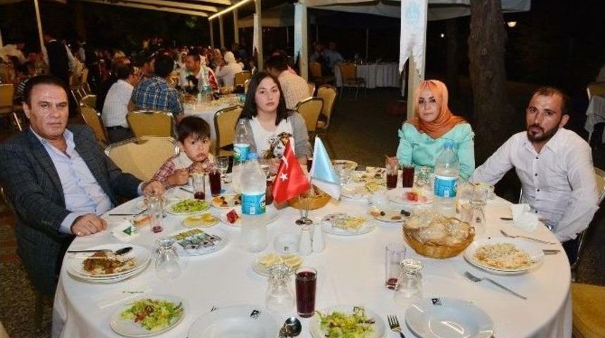 Şehit Aileleri Ve Gaziler Onuruna İftar Yemeği