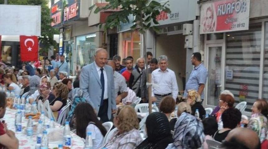 Eskent&rsquo;ten Sokak İftarı