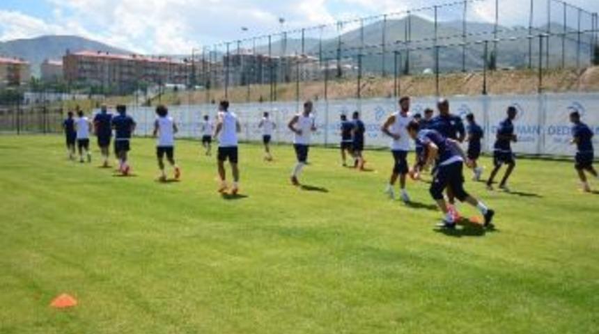 &Ccedil;aykur Rizespor, Beşiktaşlı &Ouml;mer&rsquo;in Peşinde