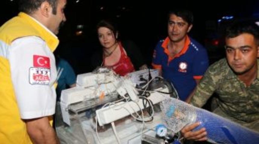 Solunum Sıkıntısı &Ccedil;eken Bebek Helikopterle Van'a Sevk Edildi