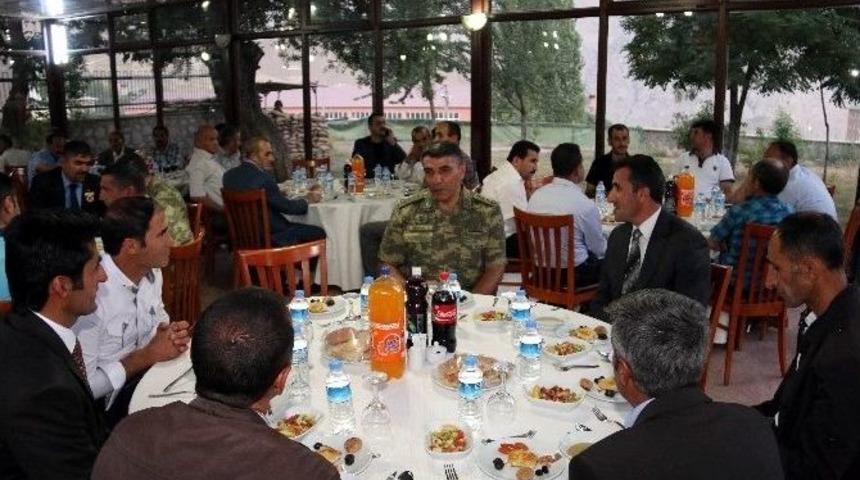 Mehmet&ccedil;ik&rsquo;ten K&ouml;y Korucularına İftar Yemeği