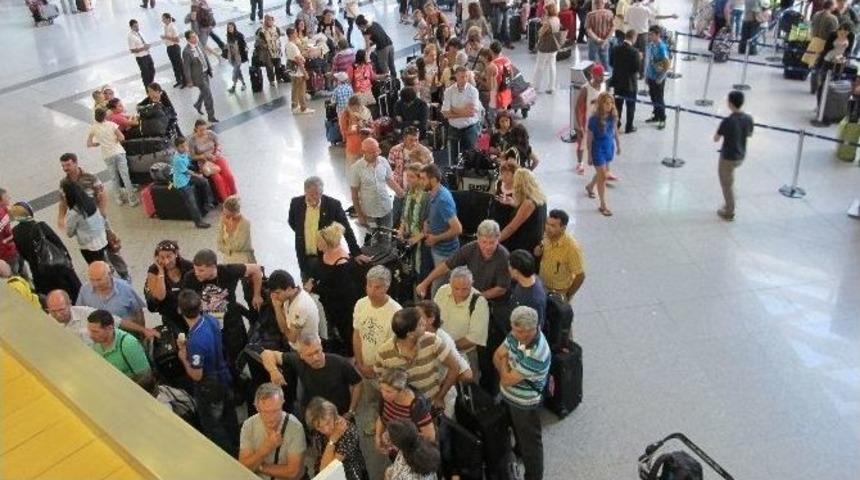 Antalya Havalimanı&rsquo;nda T&uuml;m Zamanların Rekoru