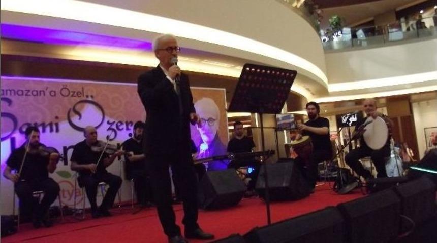 Sami &Ouml;zer Konseri İlgi G&ouml;rd&uuml;