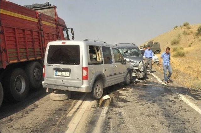 Şırnak'ta Trafik Kazası: 9 Yaralı