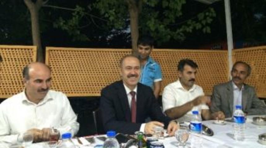 Yetiştirme Yurdu Mezunları İftarda Buluştu