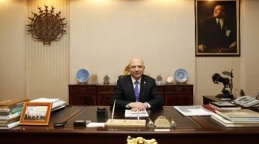 A.&uuml;. Rekt&ouml;r&uuml; Prof. Dr. Erkan İbiş, &Uuml;niversiteleri Uyuşturucuya Karşı &lsquo;dur&rsquo; Demeye Davet Etti