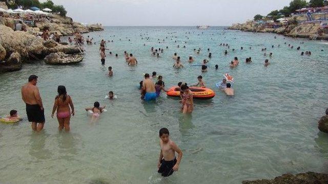 Yağmur Altında Deniz Keyfi 2