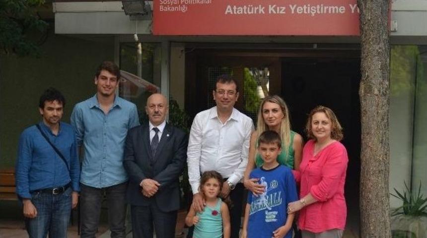 Başkan Ekrem İmamoğlu, Yetim &Ccedil;ocukları Ziyaret Etti