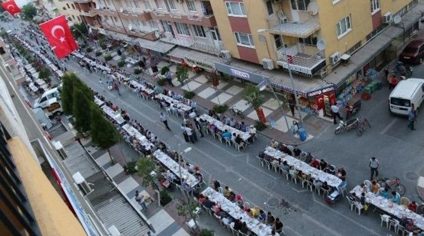 Saruhanlı&rsquo;da 2 Bin Kişilik İftar