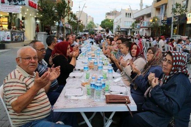 Saruhanlı’da 2 Bin Kişilik İftar