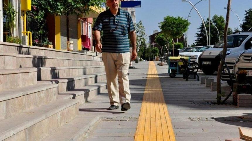 Seydişehir&rsquo;de G&ouml;rme Engelliler I&ccedil;in Y&uuml;r&uuml;me Şeridi