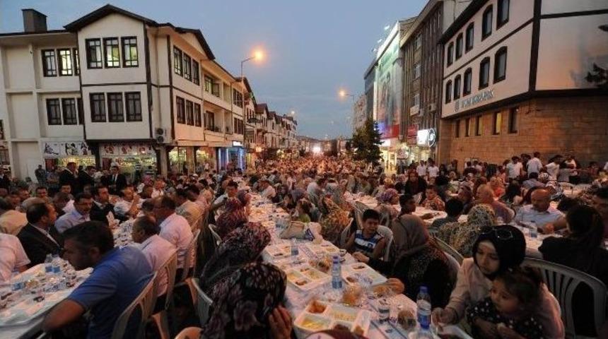 Başkan G&ouml;k&ccedil;ek Beypazarı&rsquo;nda