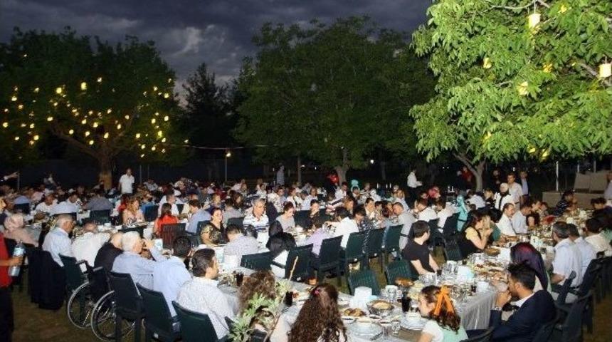 Naksan Ailesi İftarda Buluştu