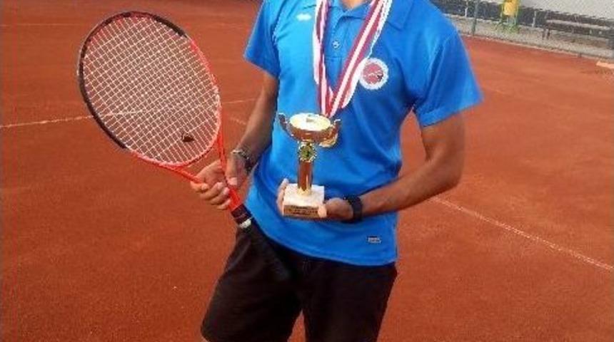 Akdeniz'in Gen&ccedil; Raketi Başarıdan Başarıya Koşuyor