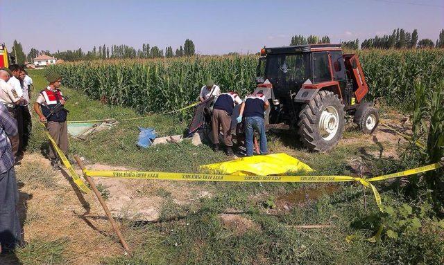 Konya'da Kolunu Su Pompasına Kaptıran Kişi Öldü